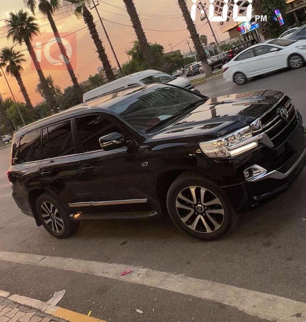 تويوتا لاندكروزر